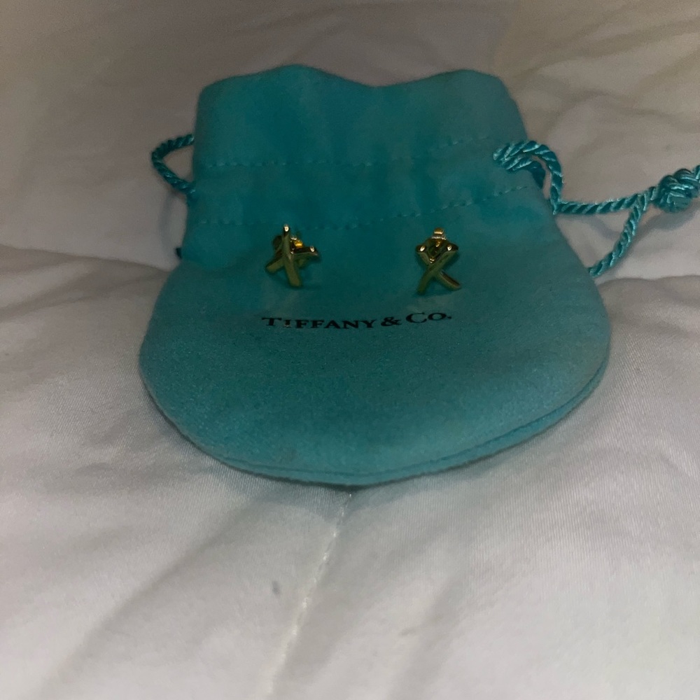 Tiffany & Co. Paloma Picasso 18 Karat Yellow Gold Graffiti X-Motif Stud Earrings